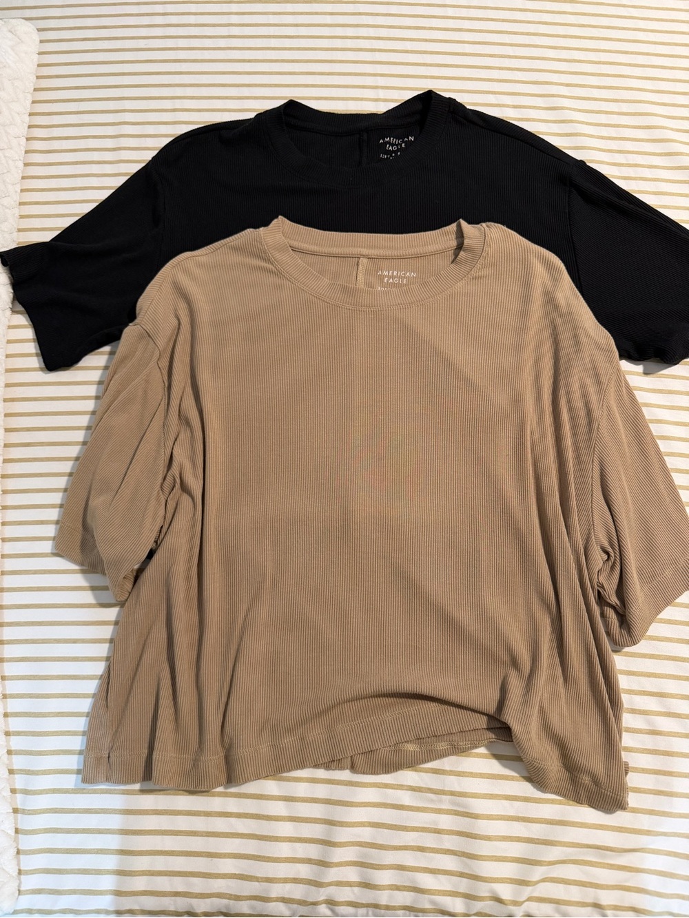 American Eagle Outfitters Short Sleeve Ribbed Tee in Black & Taupe